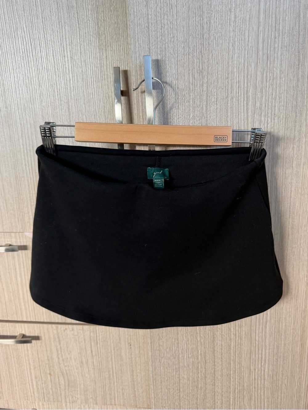 Barely Worn Geel Black Mini Skort